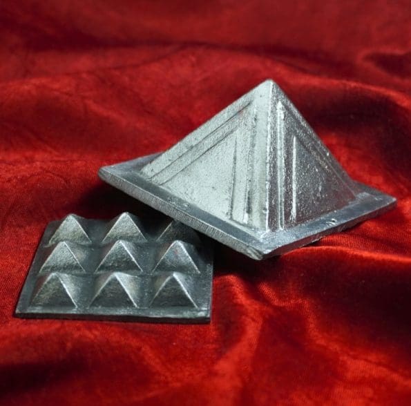 Vastu Lead Pyramid with Base Vastu Pyramid Plate, Lead Pyramid set 2.5 inch