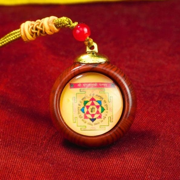 Baglamukhi Maha Yantra Kawach