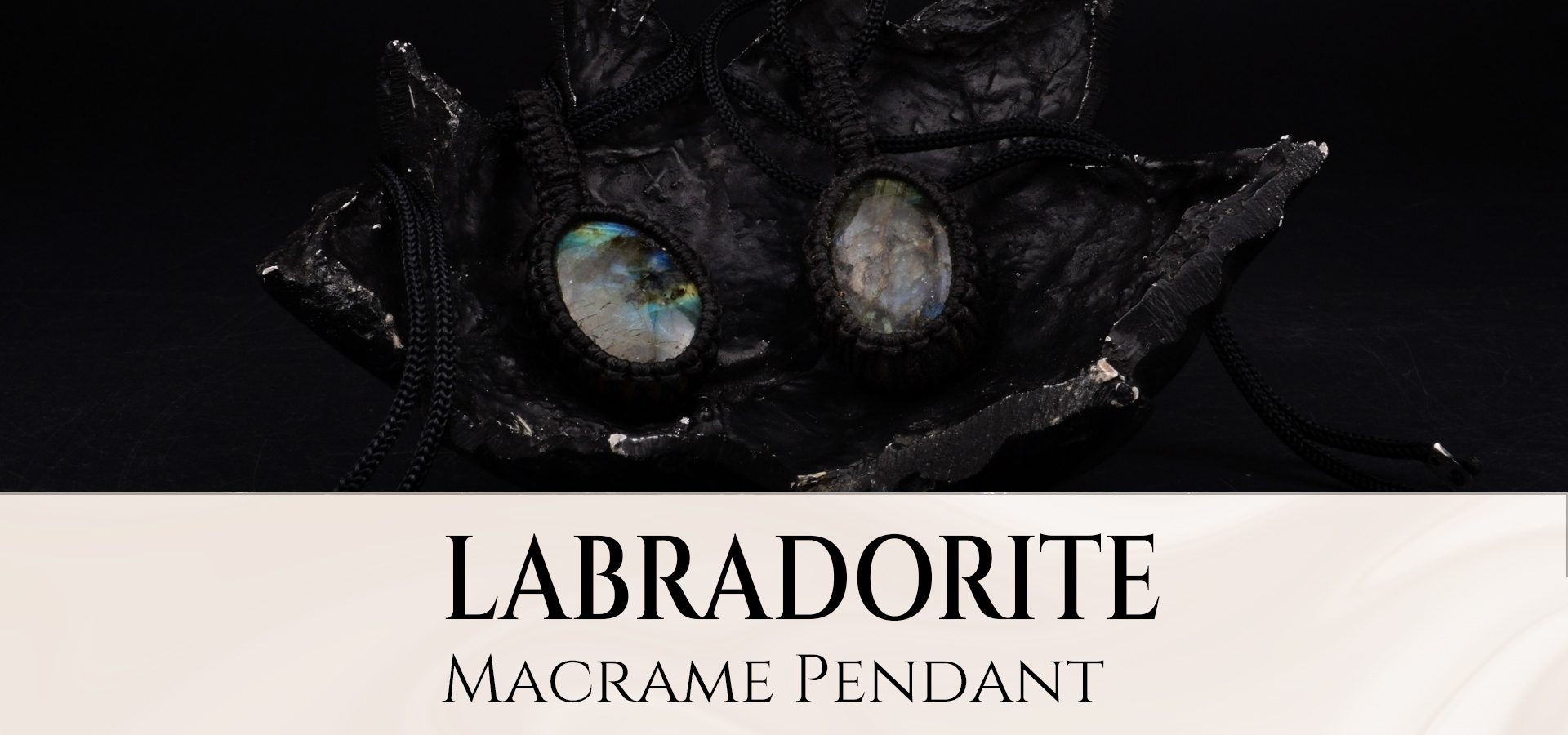 Labradorite Macrame Pendant